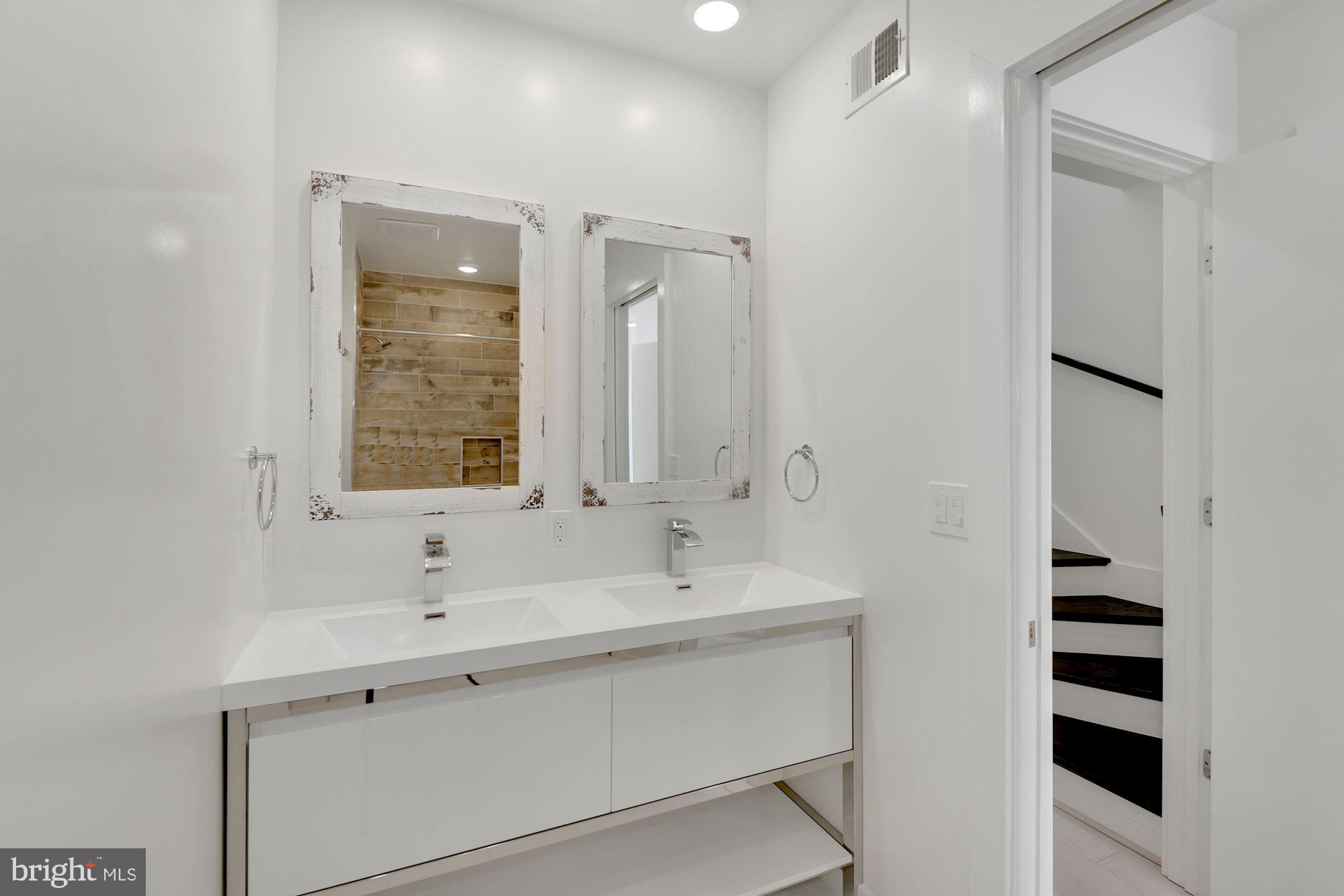 2009 E Street Northeast, Unit 4 Washington, DC 20002 - Photo 34 of 76 Gallery Image 34