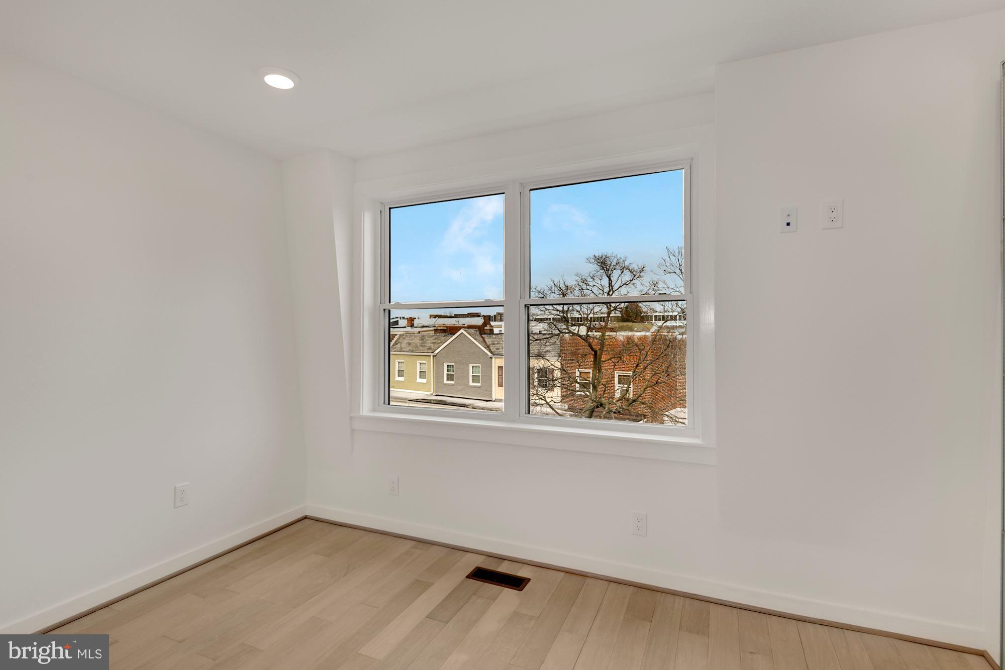 2009 E Street Northeast, Unit 4 Washington, DC 20002 - Photo 41 of 76 Gallery Image 41