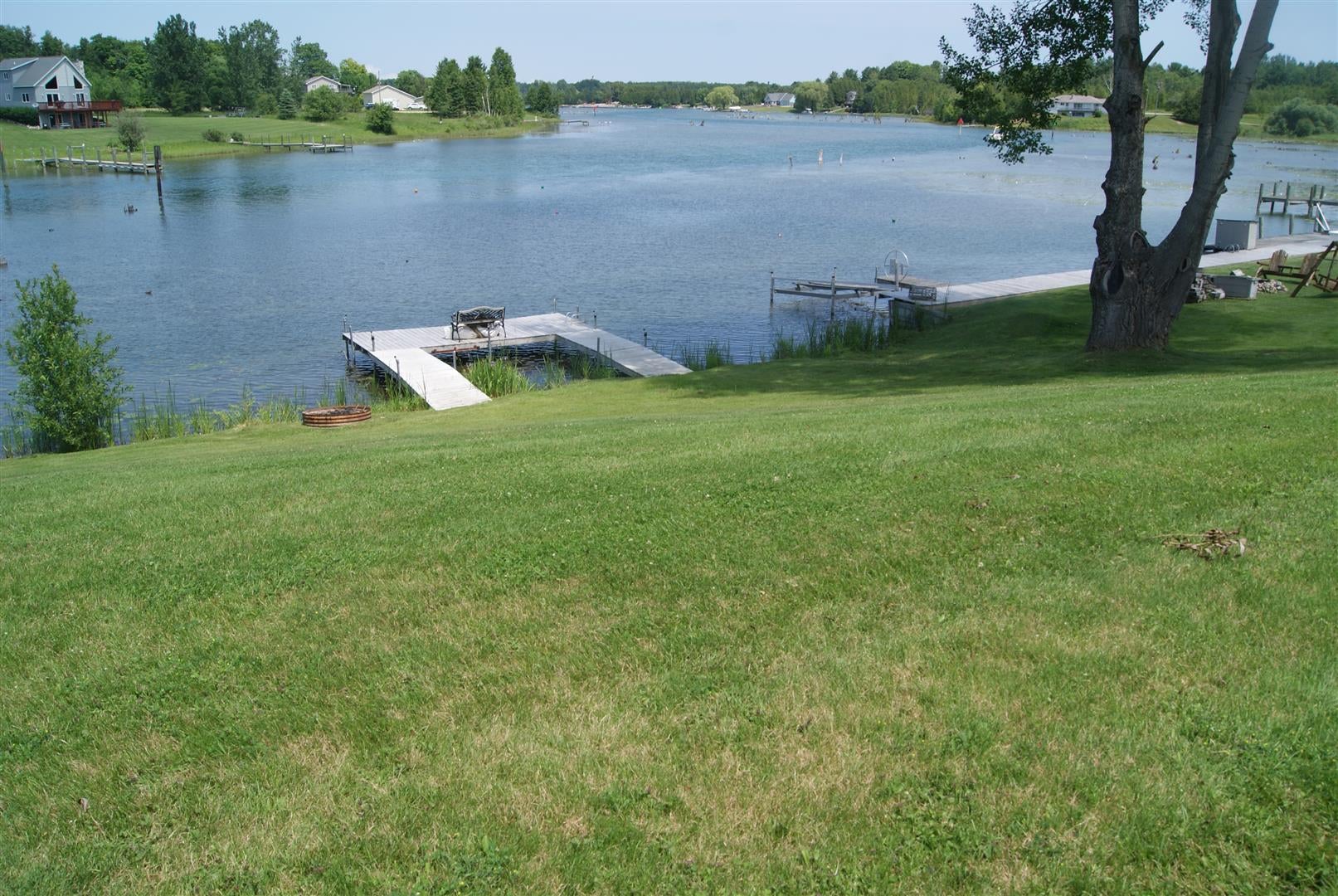 1175 Riviera Drive Cheboygan, MI 49721 - Photo 4 of 40 Gallery Image 4