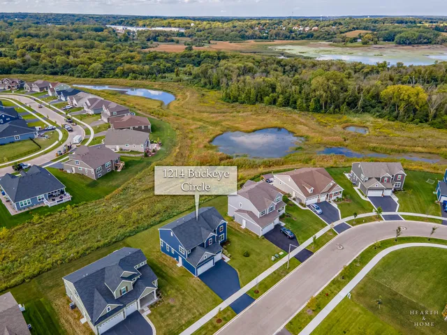 $599,900 | 1214 Buckeye Circle, Crystal Lake, IL 60012