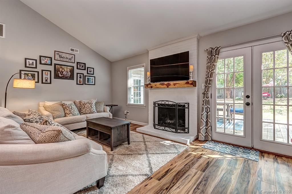 4733 Truscott Road Charlotte, NC 28226 - Photo 11 of 27 Gallery Image 11