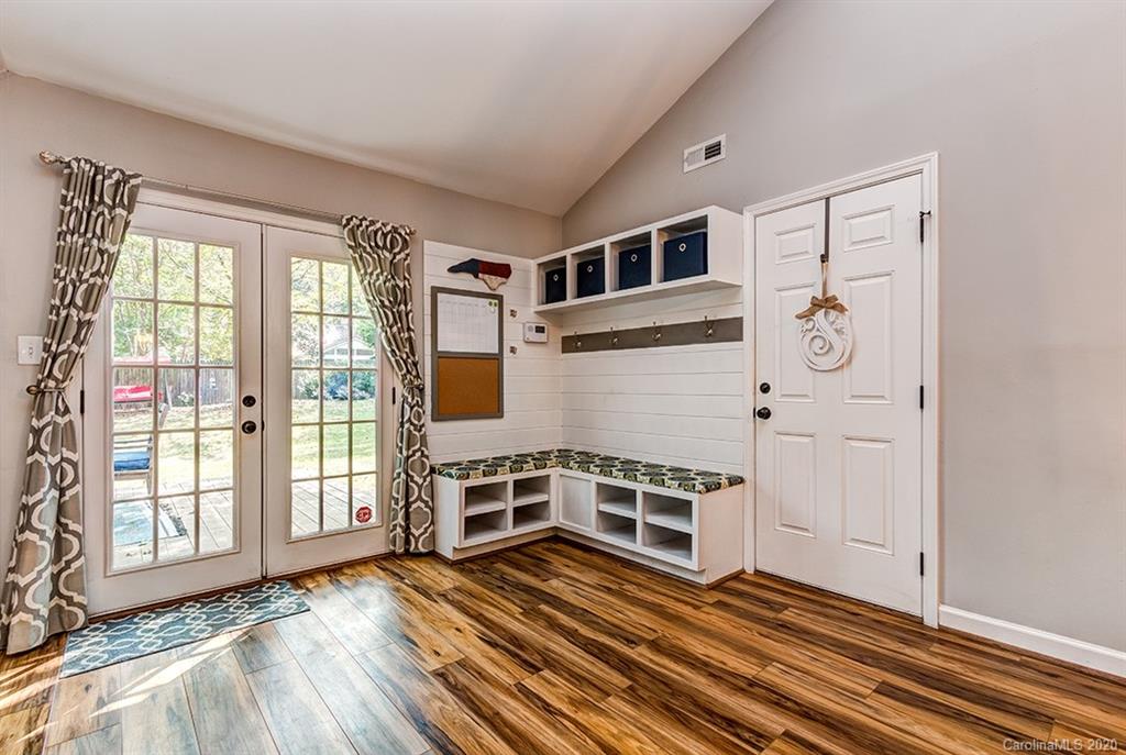 4733 Truscott Road Charlotte, NC 28226 - Photo 12 of 27 Gallery Image 12