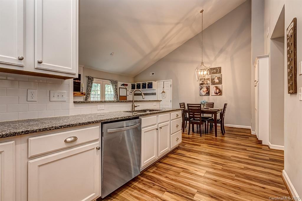 4733 Truscott Road Charlotte, NC 28226 - Photo 8 of 27 Gallery Image 8