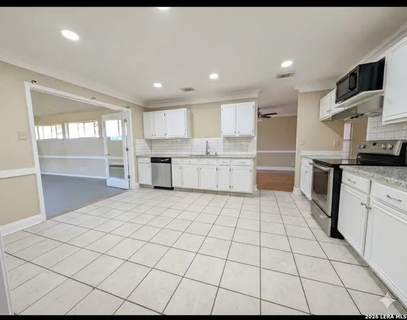 $335,000 | 7238 Autumn Park, San Antonio, TX 78249