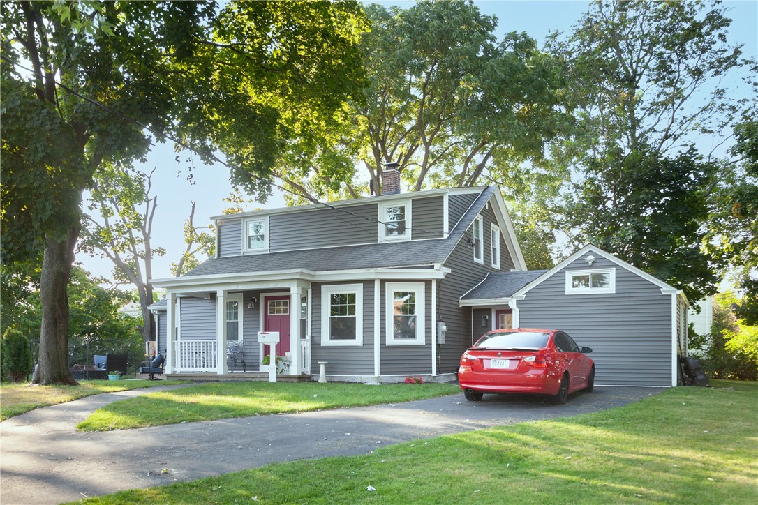 214 Mapleton Street Cranston, RI 02910 - Photo 32 of 39 Gallery Image 32