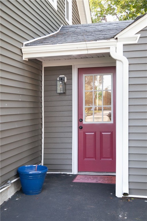 214 Mapleton Street Cranston, RI 02910 - Photo 33 of 39 Mud rm entrance