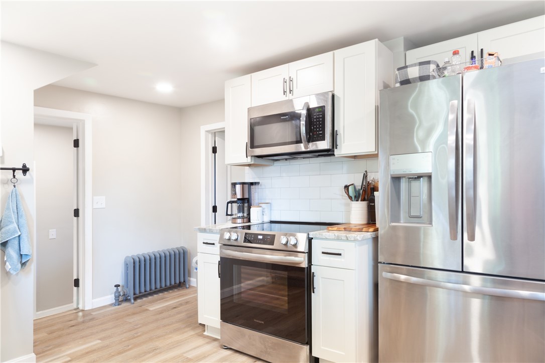 214 Mapleton Street Cranston, RI 02910 - Photo 10 of 39 Stainless appliances