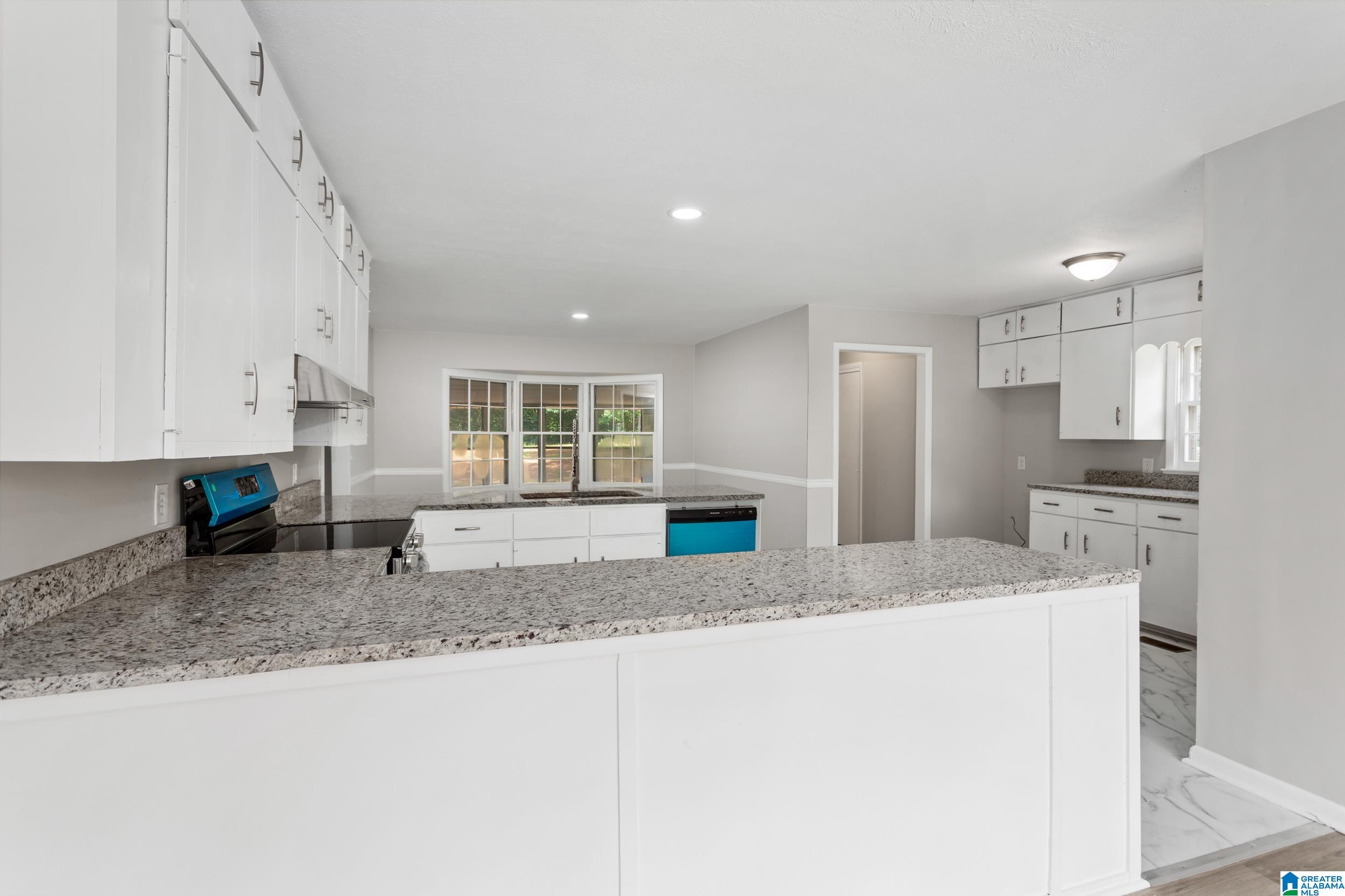 5104 N Road Anniston, AL 36206 - Photo 7 of 37