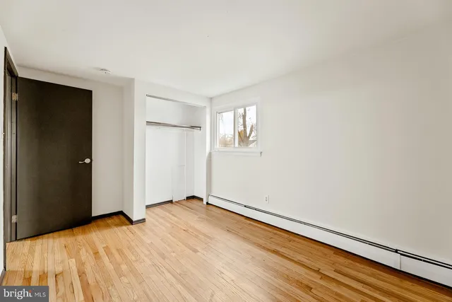 $2,550 | 586 A Olive Street, Unit B, Warminster, PA 18974