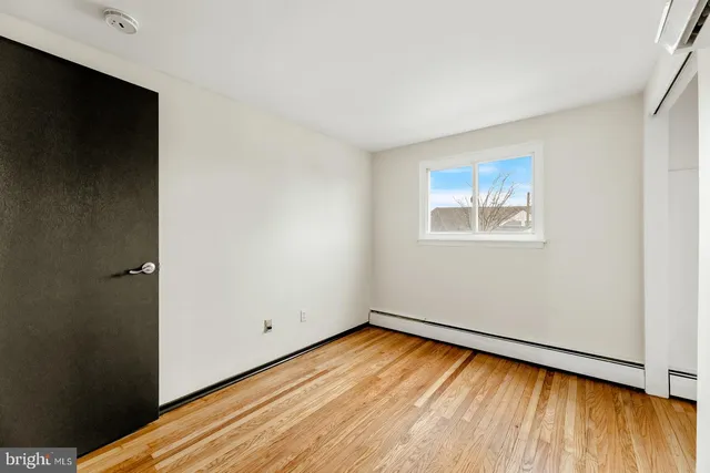 $2,550 | 586 A Olive Street, Unit B, Warminster, PA 18974