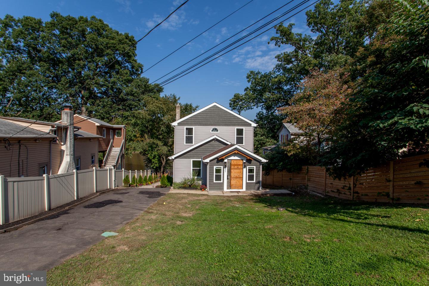 621 Neshaminy Road Croydon, PA 19021 - Photo 5 of 83