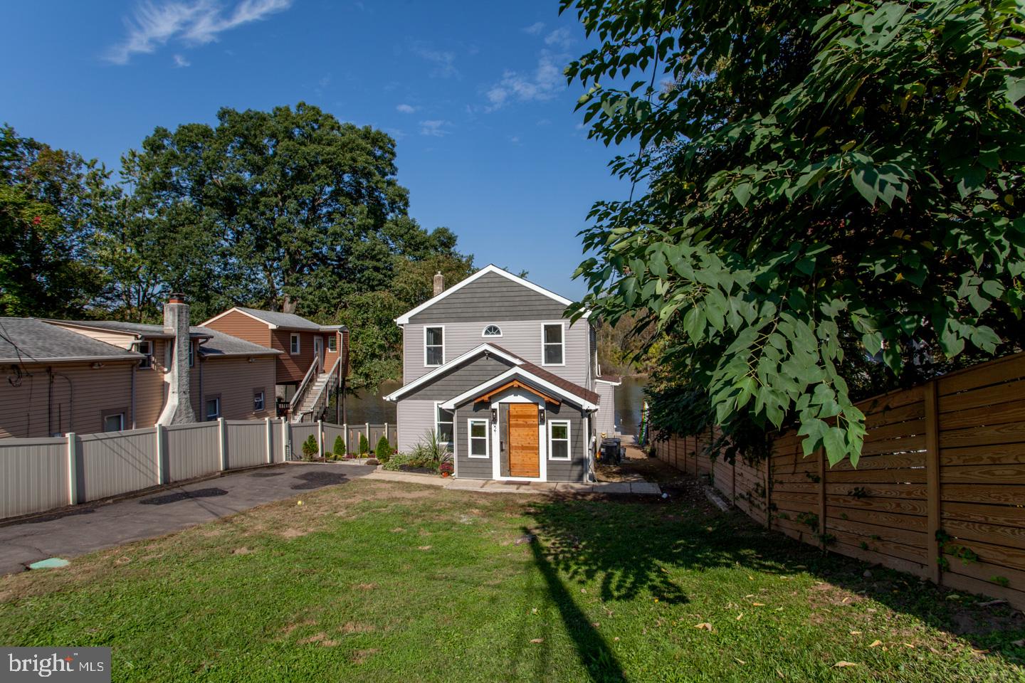 621 Neshaminy Road Croydon, PA 19021 - Photo 6 of 83