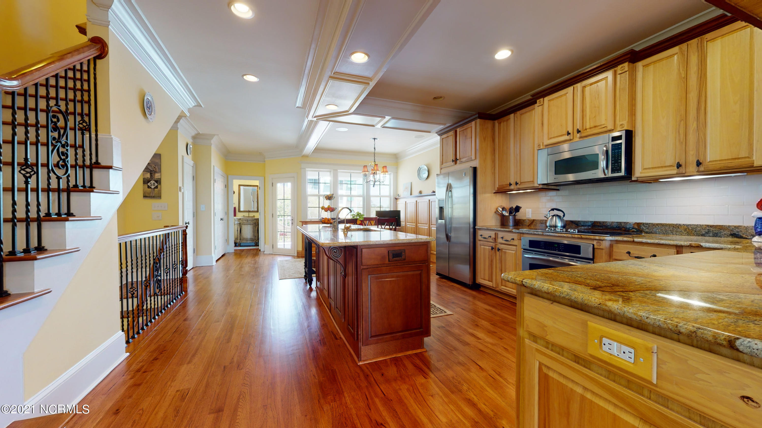 116 Salter Path Road, Unit 102 Pine Knoll Shores, NC 28512 - Photo 14 of 55 Kitchen