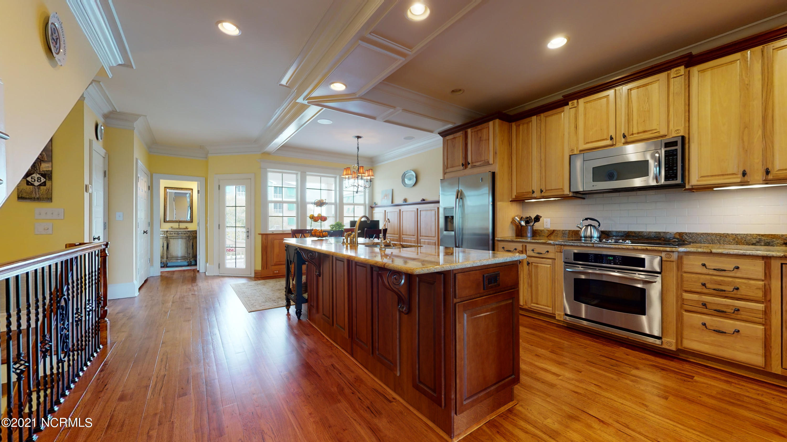 116 Salter Path Road, Unit 102 Pine Knoll Shores, NC 28512 - Photo 15 of 55 Kithchen