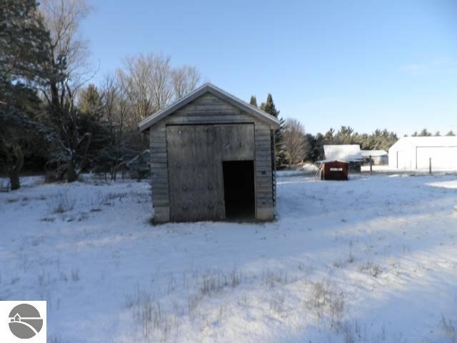 4039 Tyler Road Southeast Kalkaska, MI 49646 - Photo 9 of 10 1732570-8.JPG