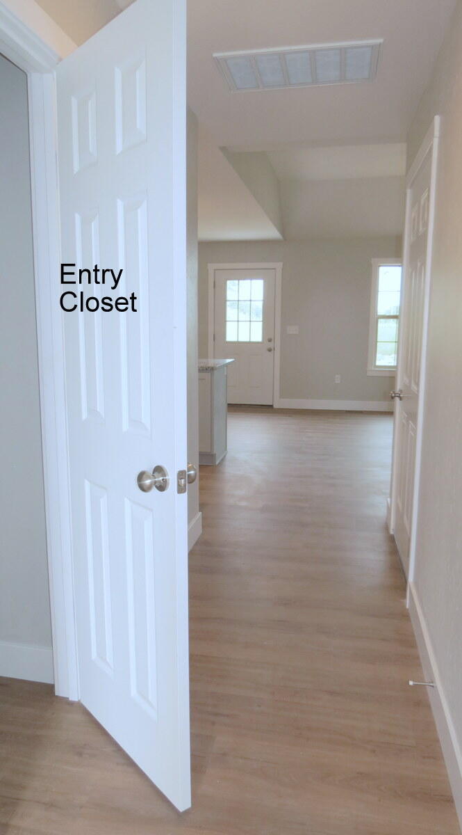 3781 West Riley Street Bolivar, MO 65613 - Photo 4 of 27 IMG_8351