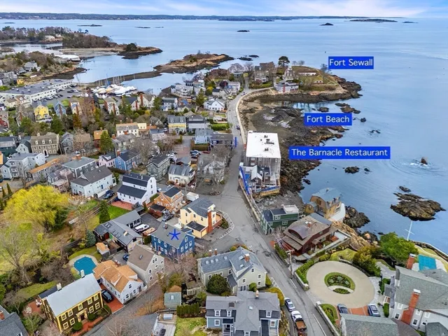 $2,950 | 3 Circle Street, Unit 3, Marblehead, MA 01945