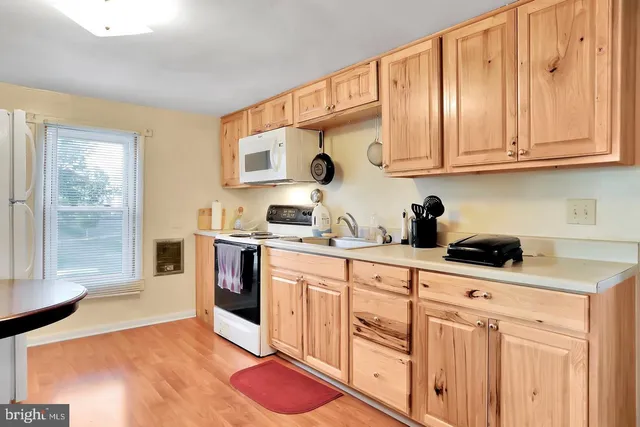 $1,165 | 316 West 9th Street, Unit 2, Front Royal, VA 22630