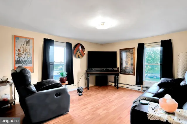 $1,165 | 316 West 9th Street, Unit 2, Front Royal, VA 22630