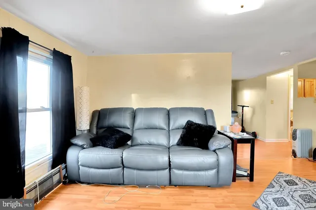 $1,165 | 316 West 9th Street, Unit 2, Front Royal, VA 22630