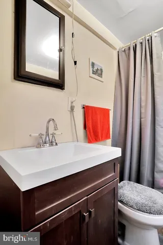 $1,165 | 316 West 9th Street, Unit 2, Front Royal, VA 22630