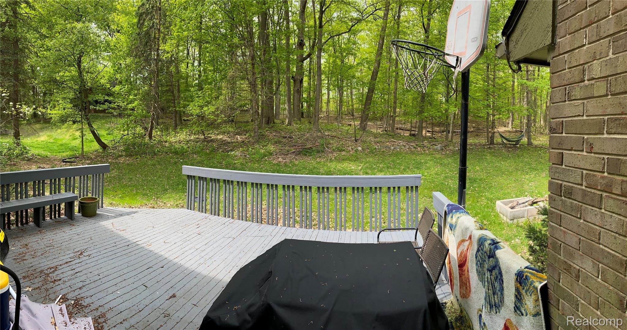 36798 Chesapeake Road Farmington, MI 48335 - Photo 29 of 32 33.jpeg