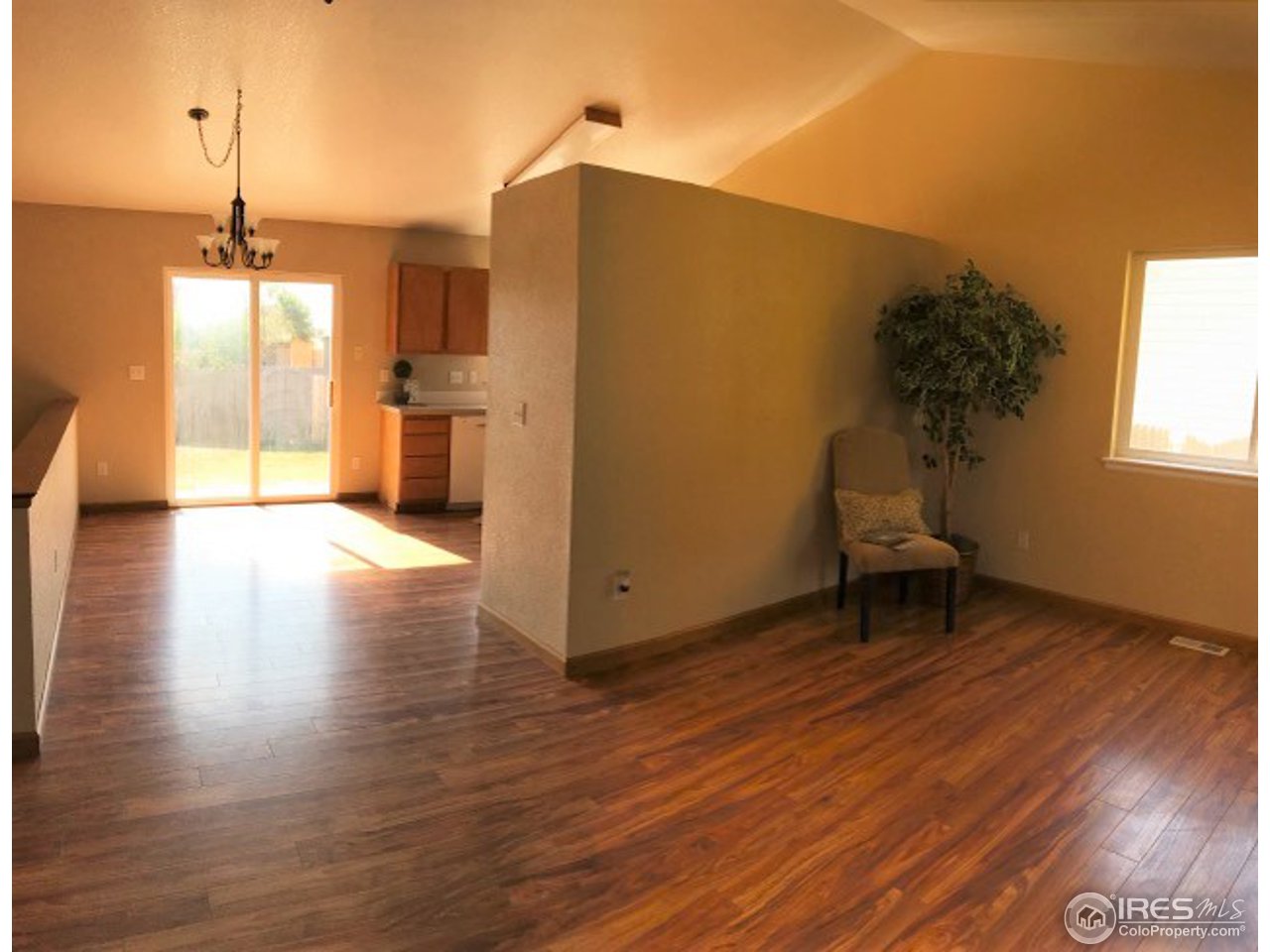 632 East 4th St Road Eaton, CO 80615 - Photo 3 of 10 Living room