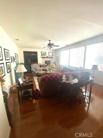 a view of a livingroom with furniture window and outside view