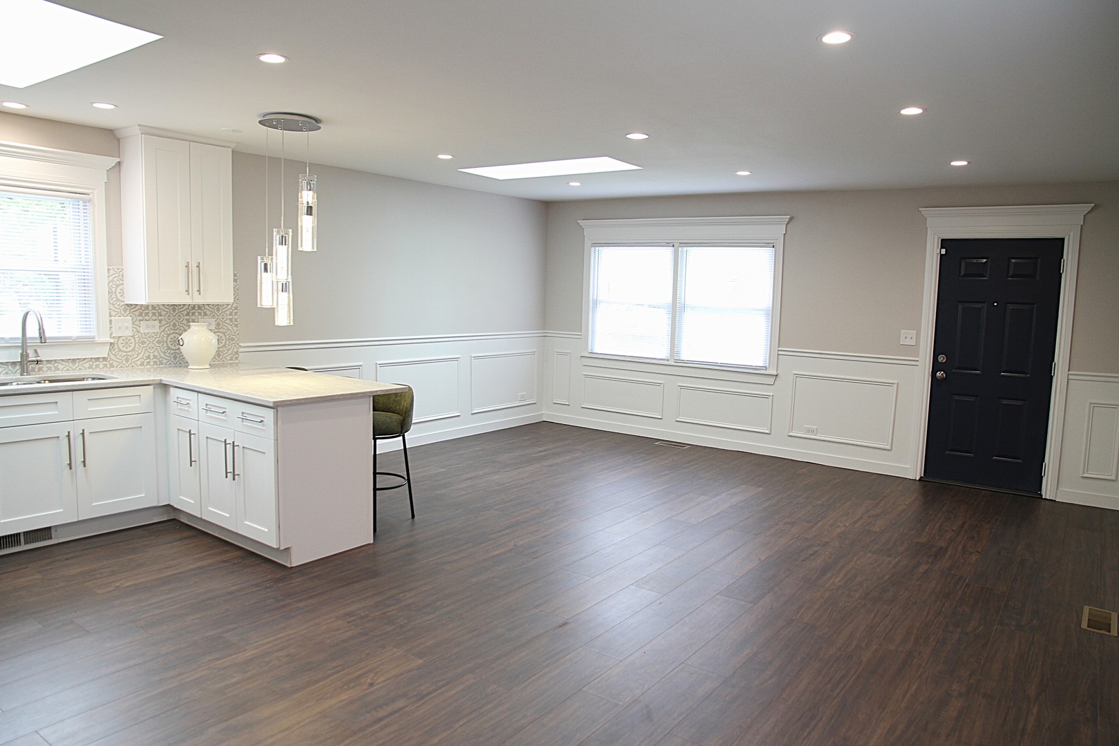 11657 South Racine Avenue Chicago, IL 60643 - Photo 5 of 36 Gallery Image 5