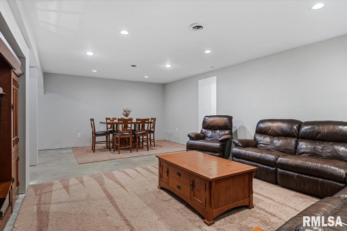 15500 West Loami Road New Berlin, IL 62670 - Photo 42 of 69