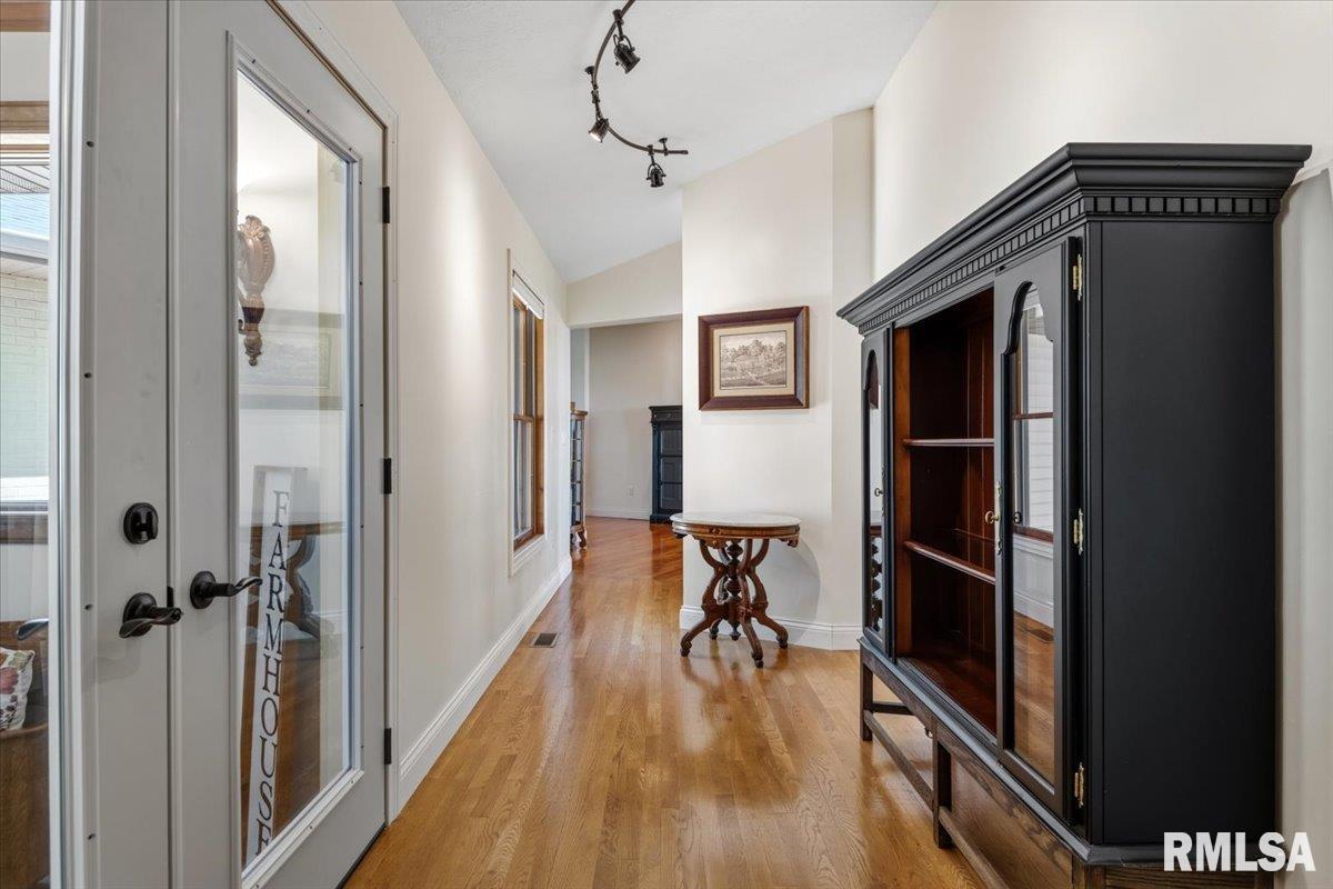 15500 West Loami Road New Berlin, IL 62670 - Photo 10 of 69