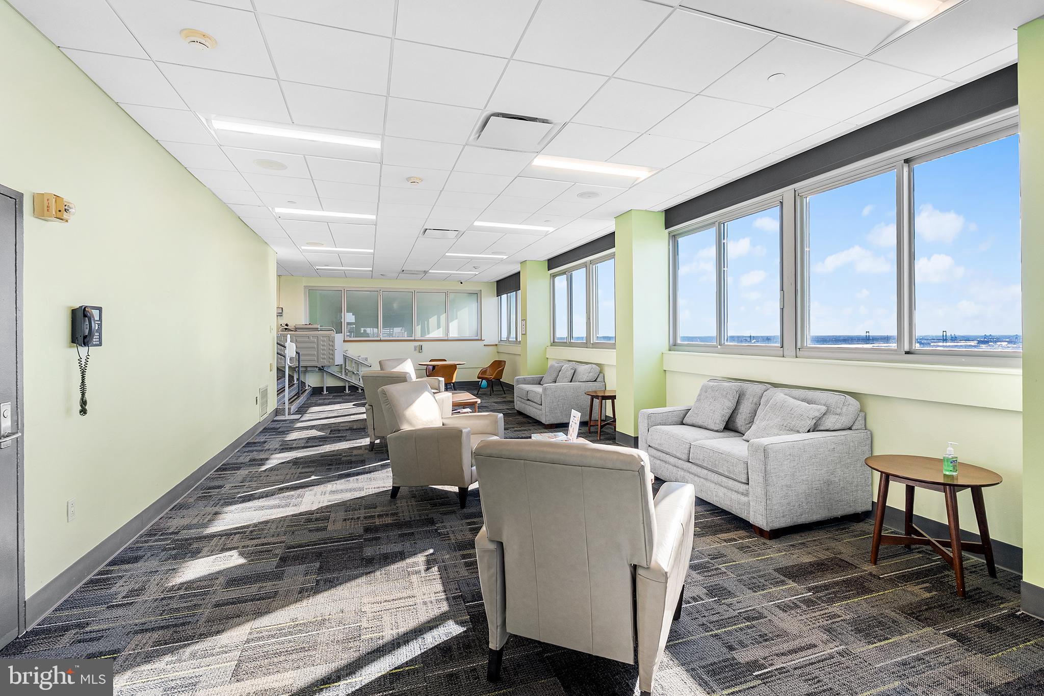 604 South Washington Square, Unit 1106 Philadelphia, PA 19106 - Photo 20 of 24 Upper floor solarium for shared use