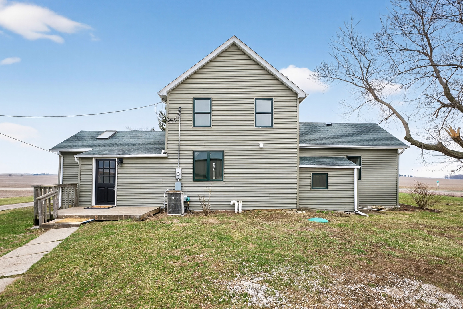 17093 Somonauk Road DeKalb, IL 60115 - Photo 6 of 49
