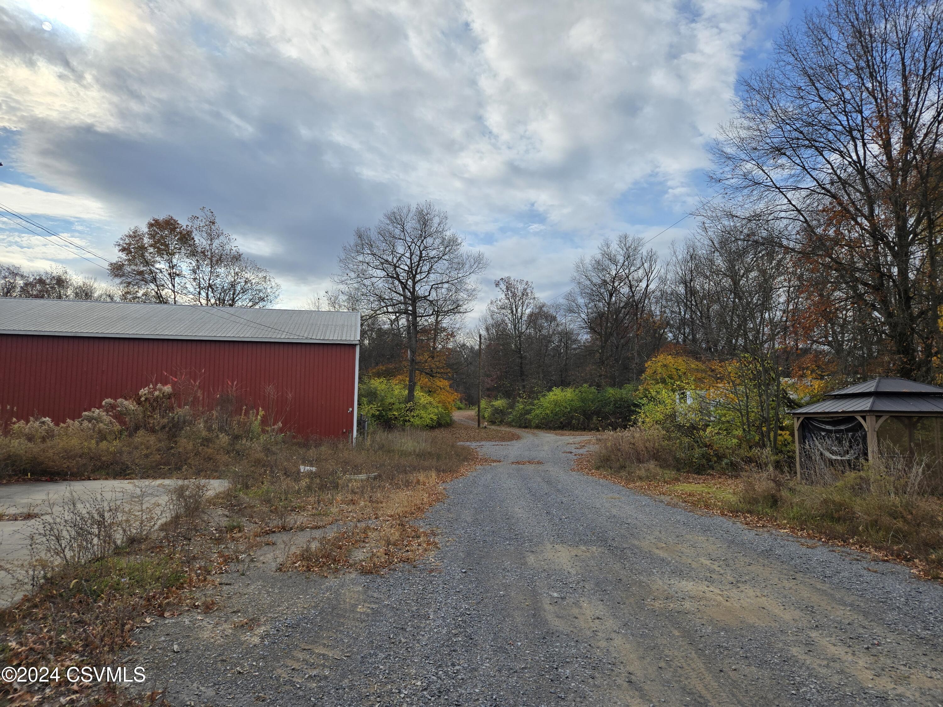 389 Swartz Road Lewisburg, PA 17837 - Photo 3 of 20 Gallery Image 3