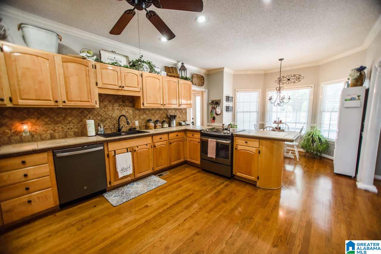 95 Cherry Tree Lane Cropwell, AL 35054 - Photo 5 of 48