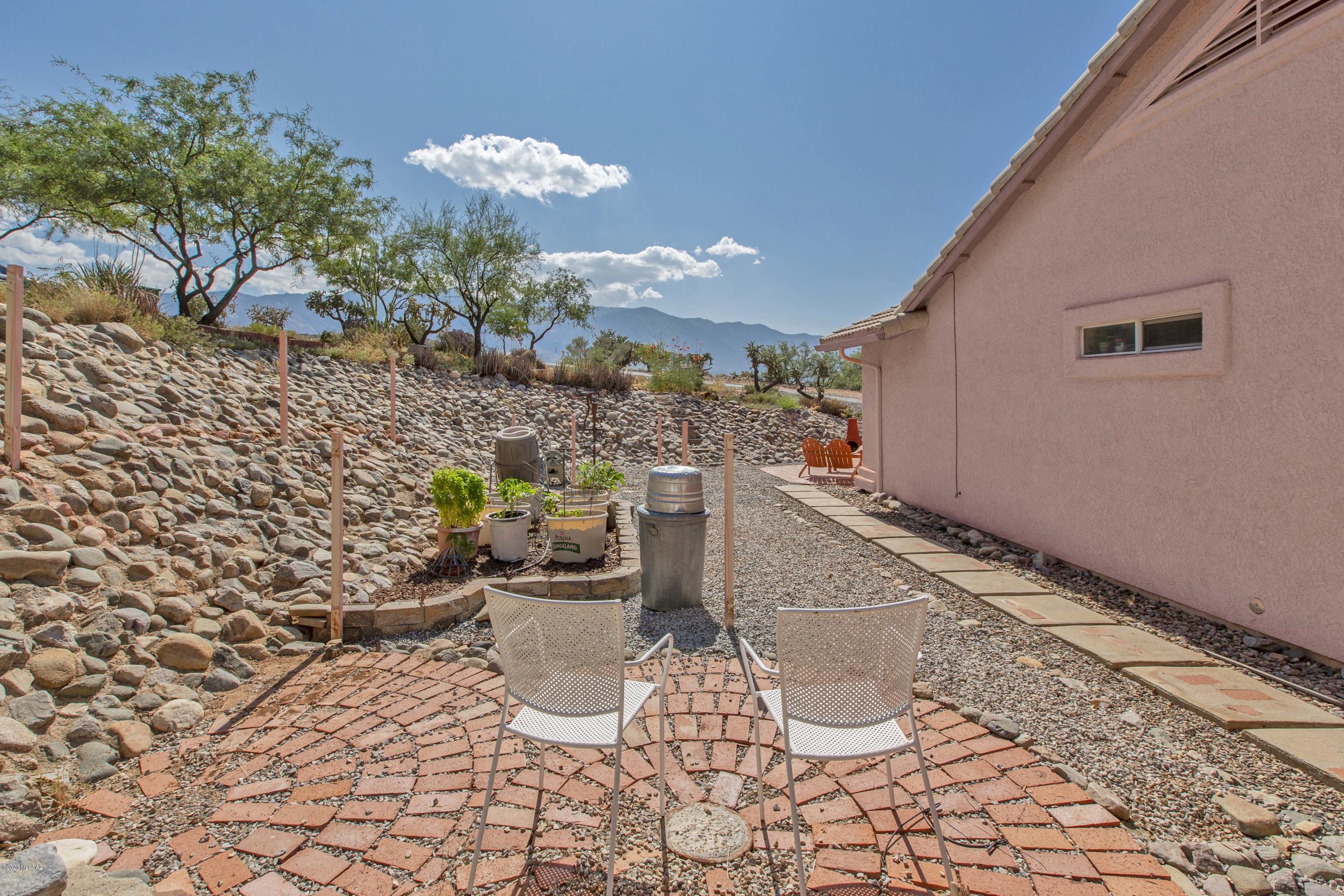 16735 North Swan Road Tucson, AZ 85739 - Photo 3 of 48 Gallery Image 3