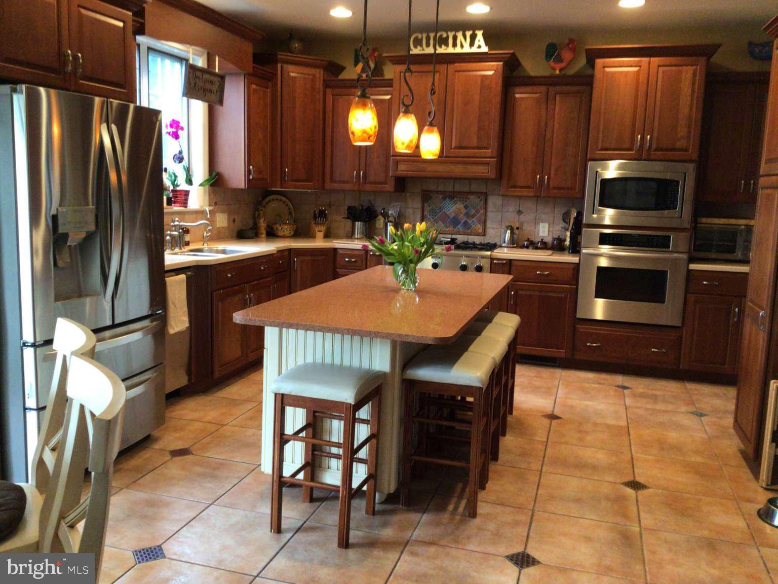 949 Buckwalter Road Lititz, PA 17543 - Photo 3 of 25