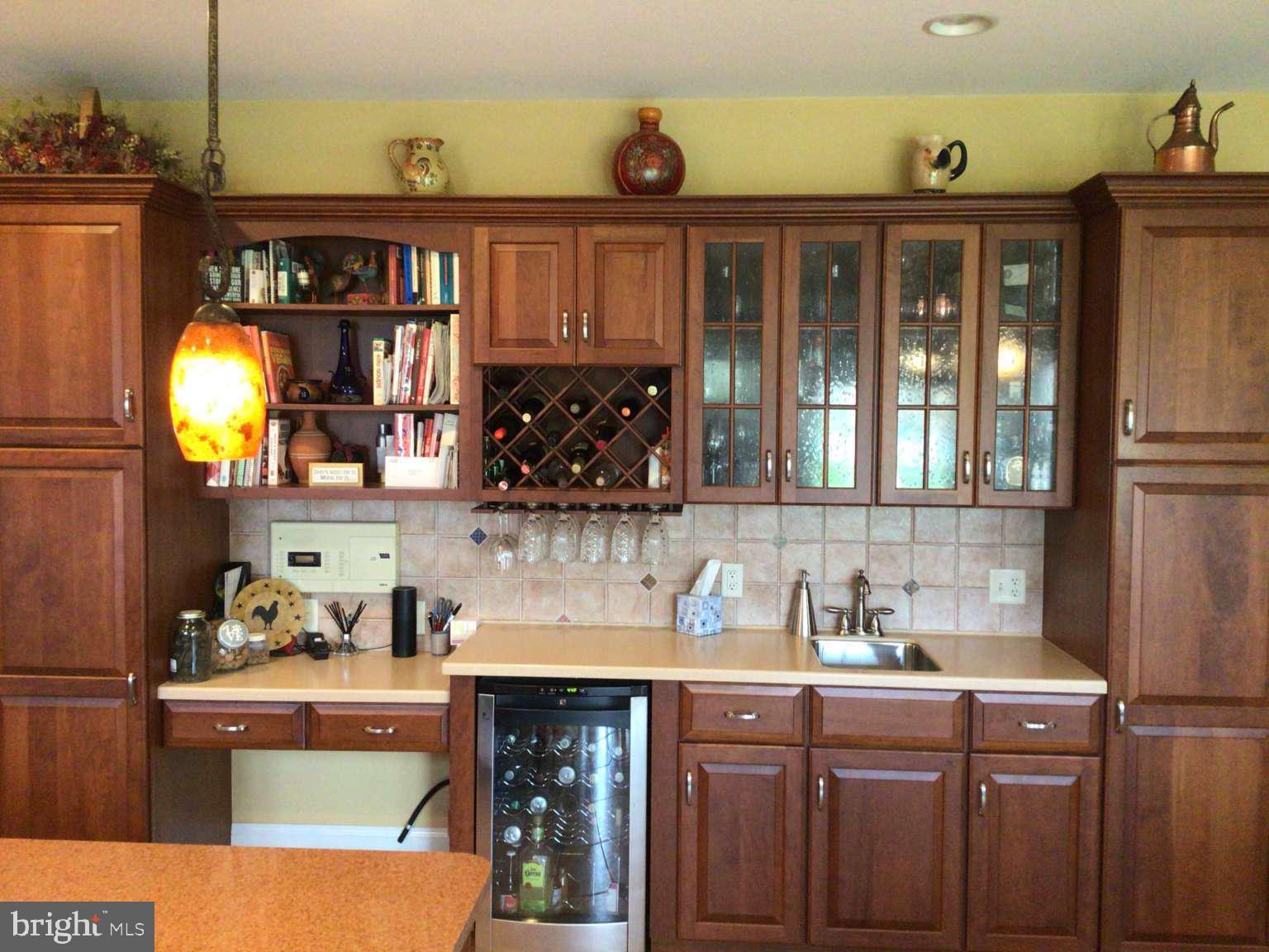 949 Buckwalter Road Lititz, PA 17543 - Photo 4 of 25