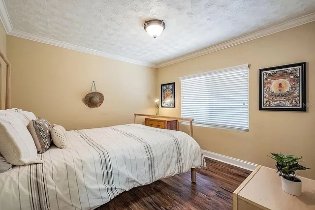 $615,000 | 3323 West Walnut Street, Tampa, FL 33607