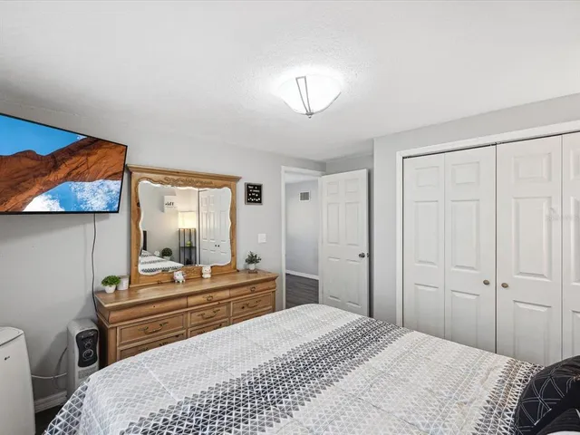 $615,000 | 3323 West Walnut Street, Tampa, FL 33607