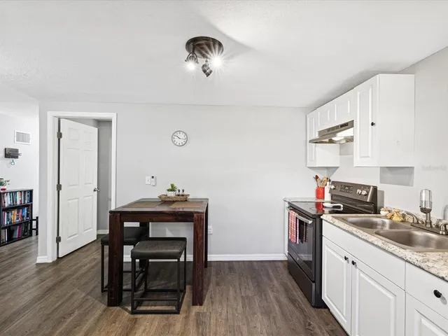 $615,000 | 3323 West Walnut Street, Tampa, FL 33607