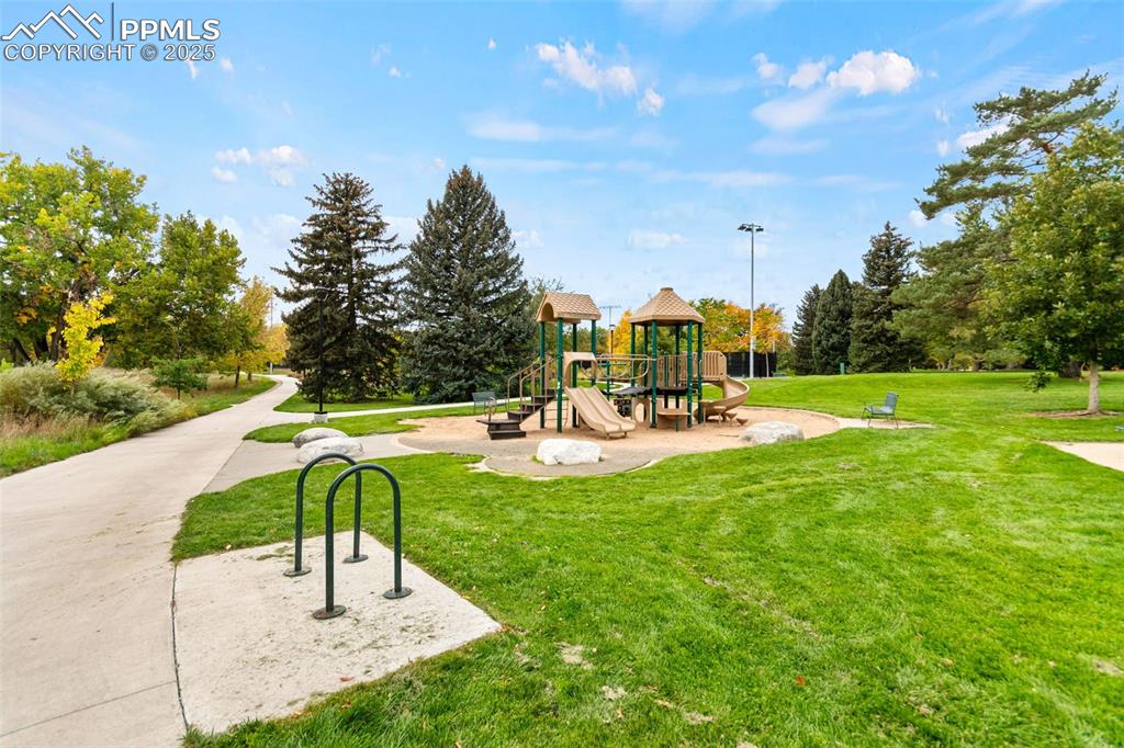 2801 South Reed Street Denver, CO 80227 - Photo 43 of 44 a view of a park with tree s