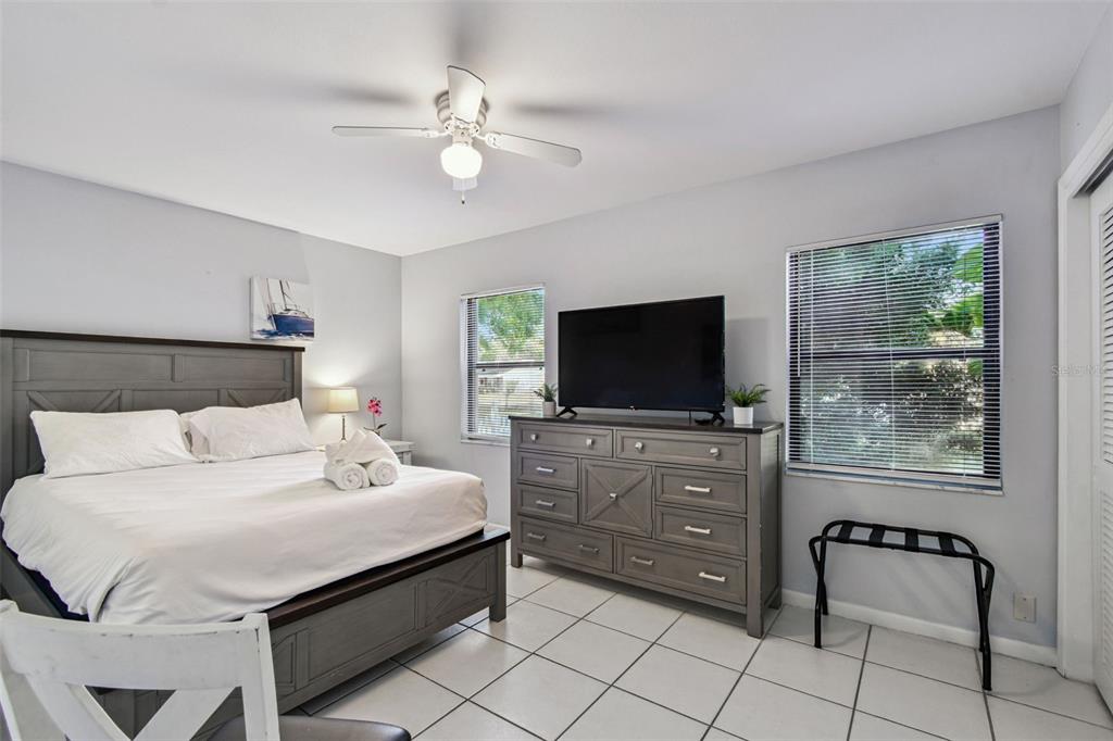 5005 Puritan Road Tampa, FL 33617 - Photo 16 of 77