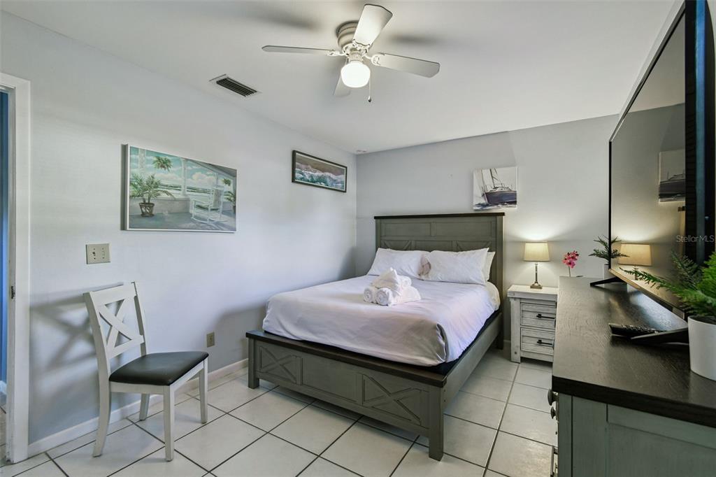 5005 Puritan Road Tampa, FL 33617 - Photo 17 of 77