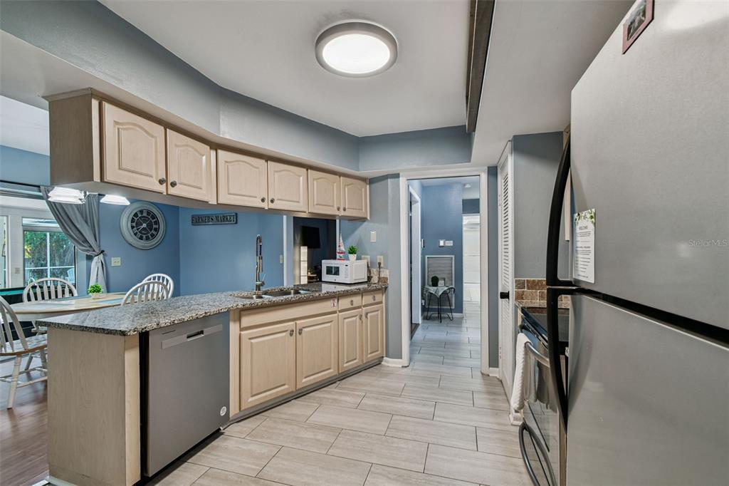 5005 Puritan Road Tampa, FL 33617 - Photo 25 of 77