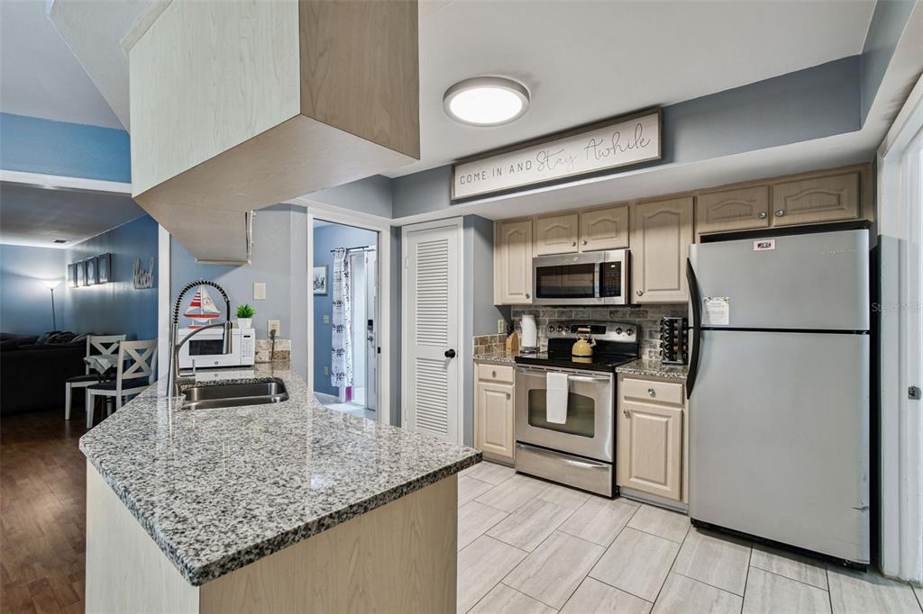 5005 Puritan Road Tampa, FL 33617 - Photo 27 of 77