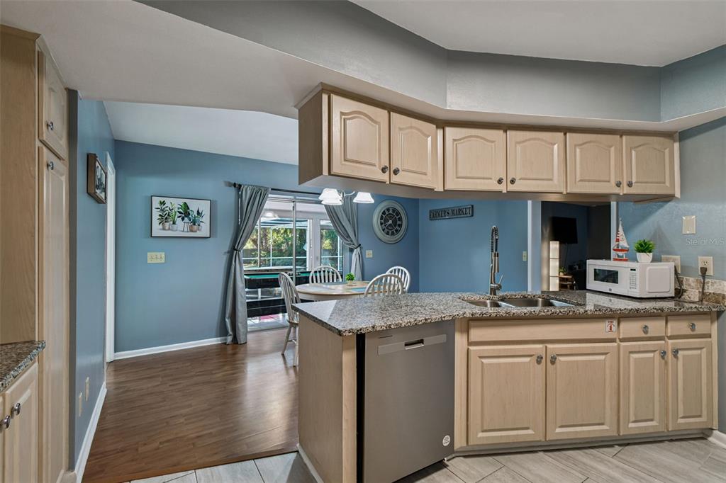 5005 Puritan Road Tampa, FL 33617 - Photo 31 of 77