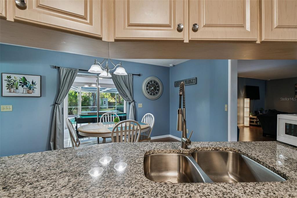 5005 Puritan Road Tampa, FL 33617 - Photo 32 of 77