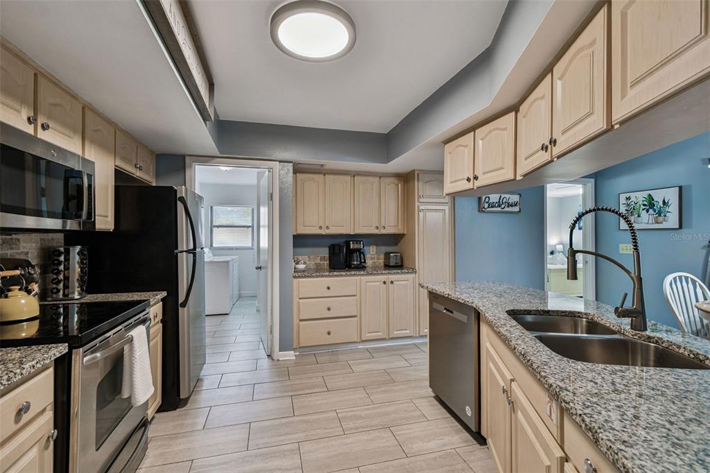 5005 Puritan Road Tampa, FL 33617 - Photo 34 of 77