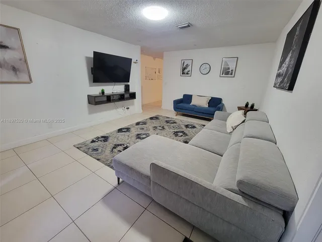 $2,450 | 2759 Northwest 58th Terrace, Unit 2759, Lauderhill, FL 33313